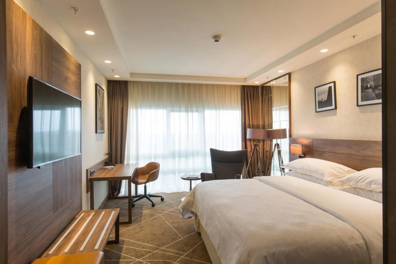 Sheraton Novi Sad Exterior foto